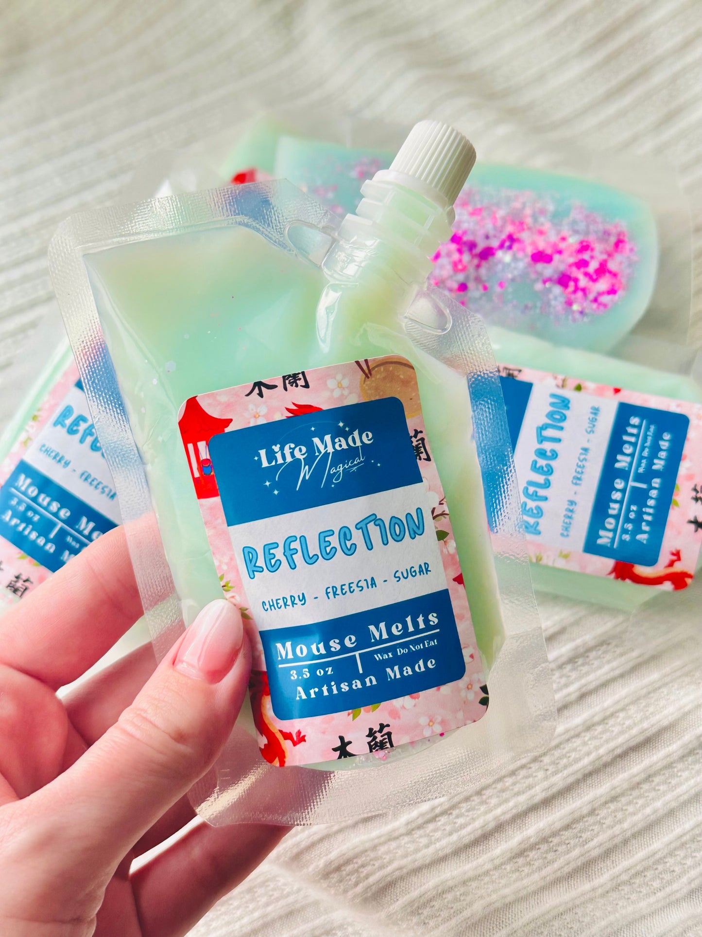 Reflection Squeeze Mouse Melt