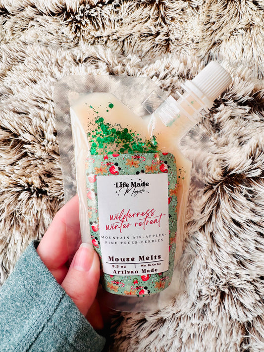 Wilderness Winter Retreat Mouse Melt - Squeeze Wax
